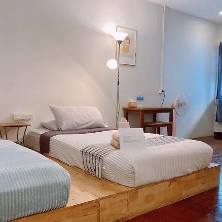 Wayside Guesthouse